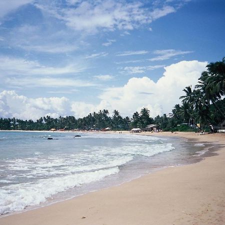 Surf Sea Breeze Hotel Mirissa Exterior photo